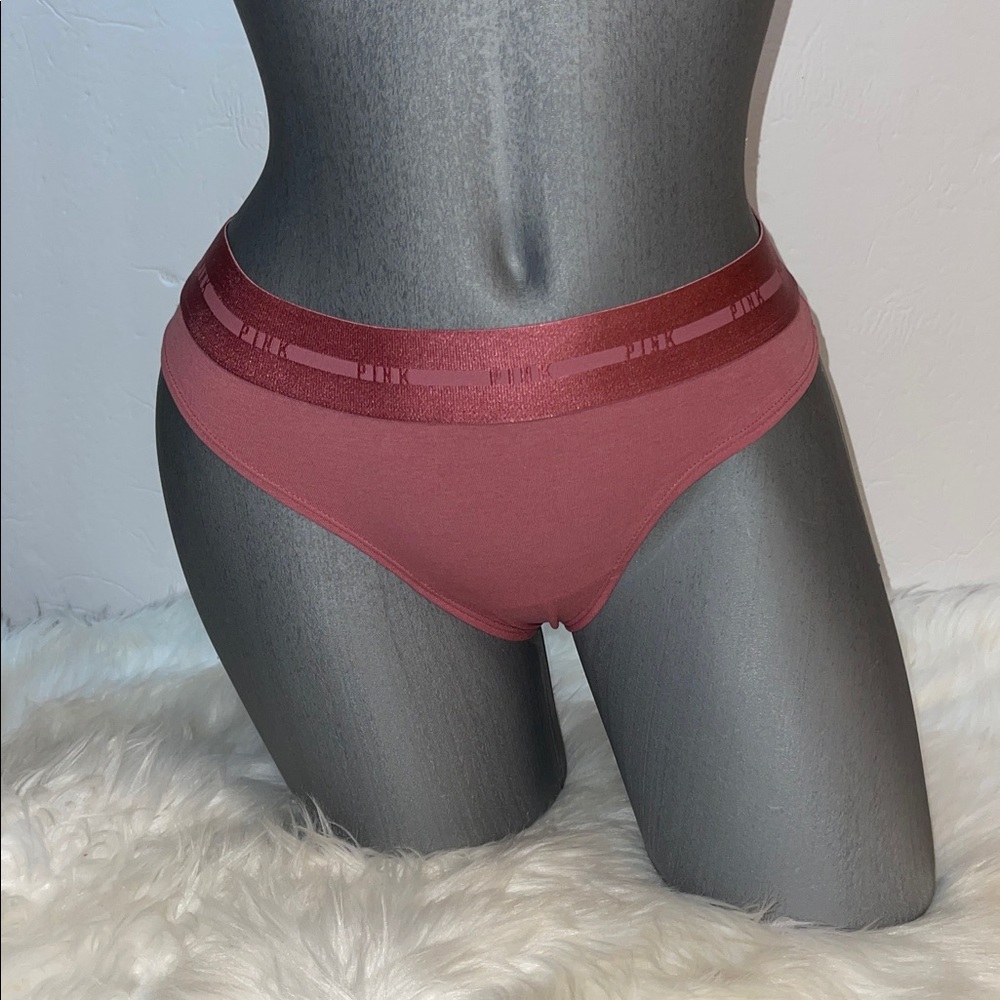 Victoria’s Secret Pink Logo Thong Elastic Underwear Panty. NWT